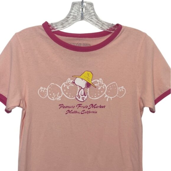 Peanuts Snoopy Tshirt Womens Medium Pink New WOT Fruit Market California - Picture 3 of 6
